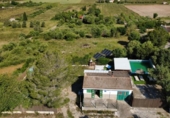 Отдельно стоящий дом с участком на продажу в городе Манакор Фото
