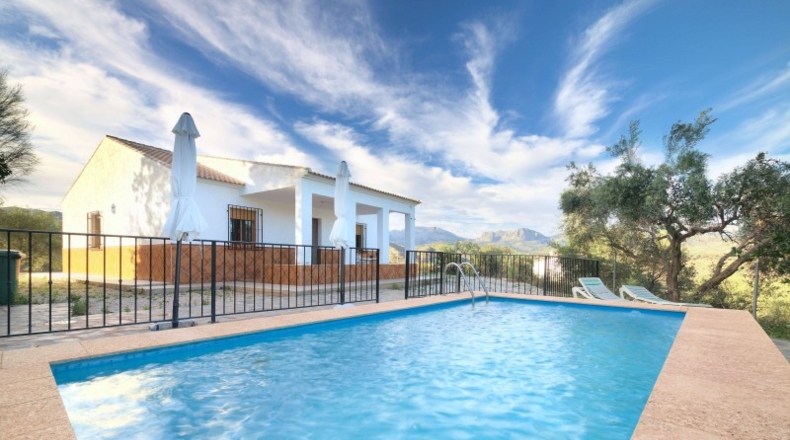Málaga - Comares - 3278m2