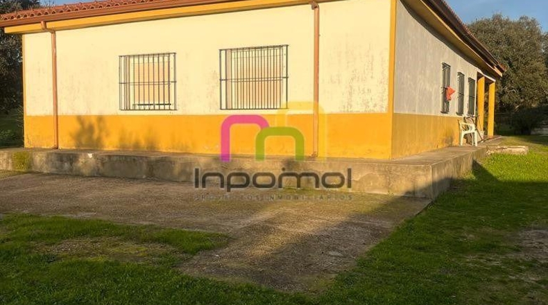 Badajoz - Badajoz - 6600m2