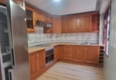 Отдельно стоящий дом с участком на продажу в городе Альбасете Фото