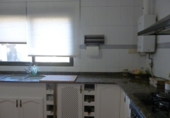 Отдельно стоящий дом с участком на продажу в городе Ontinyent Фото