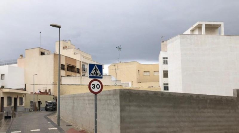 Almería - Рокетас-де-Мар - 641m2