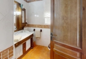 Chalet independiente con terreno en venta en la España, Chiva, ref: TR151230 foto