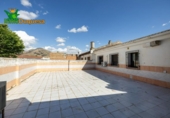 Xalet independent amb terreny en venda a la España, Pinos Puente, ref.: TR365552 foto