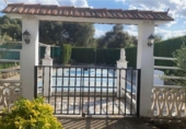 Chalet independiente con terreno en venta en la España, Plasencia, ref: TR144678 foto