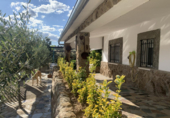 Chalet independiente con terreno en venta en la España, Plasencia, ref: TR139224 foto