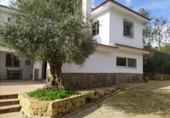 Xalet independent amb terreny en venda a la España, Còrdova, ref.: TR142219 foto