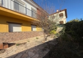 Chalet independiente con terreno en venta en la España, Roda de Berà, ref: TR379975 foto