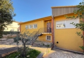 Chalet independiente con terreno en venta en la España, Roda de Berà, ref: TR379975 foto