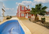 Xalet independent amb terreny en venda a la España, Oriola, ref.: TR159938 foto