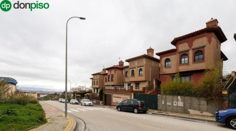 Granada - Jun - 270m2