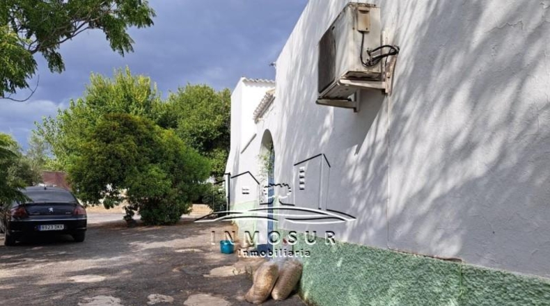 Córdoba - Lucena - 3700m2