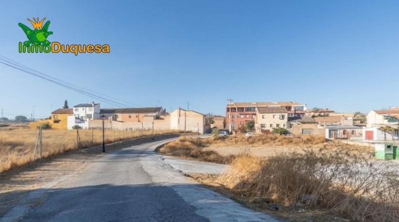 Гранада - Los Llanos - 2800m2