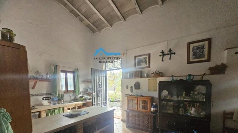 Alicante - Кальоса-де-Энсарриа - 9760m2