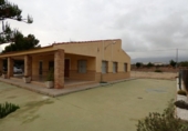 Xalet independent amb terreny en venda a la España, Crevillent, ref.: TR135448 foto