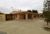 Xalet independent amb terreny en venda a la España, Crevillent, ref.: TR135448 foto