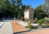 Chalet independiente con terreno en venta en la España, Ponferrada, ref: TR146616 foto