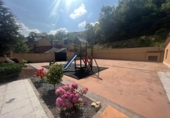 Chalet independiente con terreno en venta en la España, Ponferrada, ref: TR146616 foto