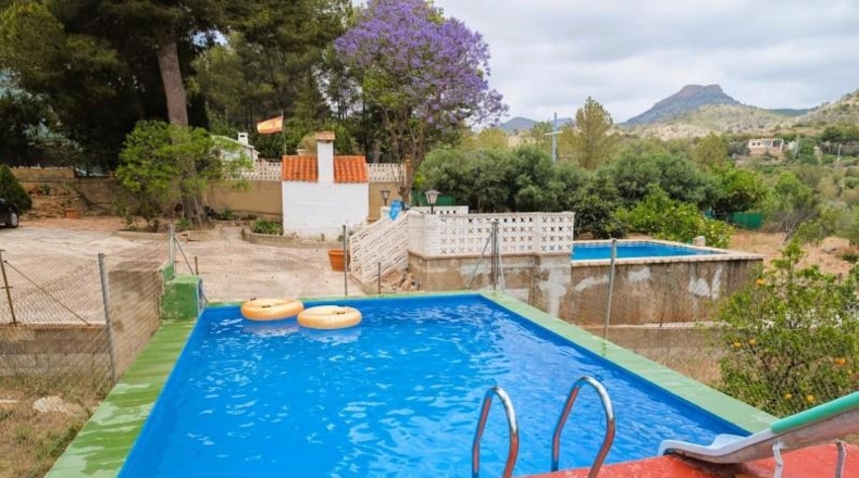 Валенсия - Sagunto - 1250m2