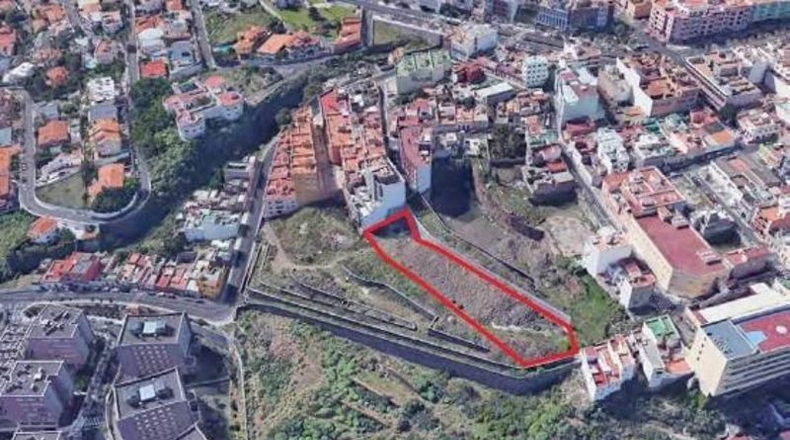Santa Cruz de Tenerife - San Cristóbal de La Laguna - 2233m2
