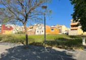Городская земля под застройку на продажу у города Vilanova i la Geltrú Фото