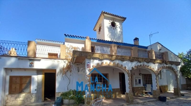Albacete - Albacete - 2199m2