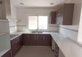 Отдельно стоящий дом с участком на продажу в городе Canyelles Фото