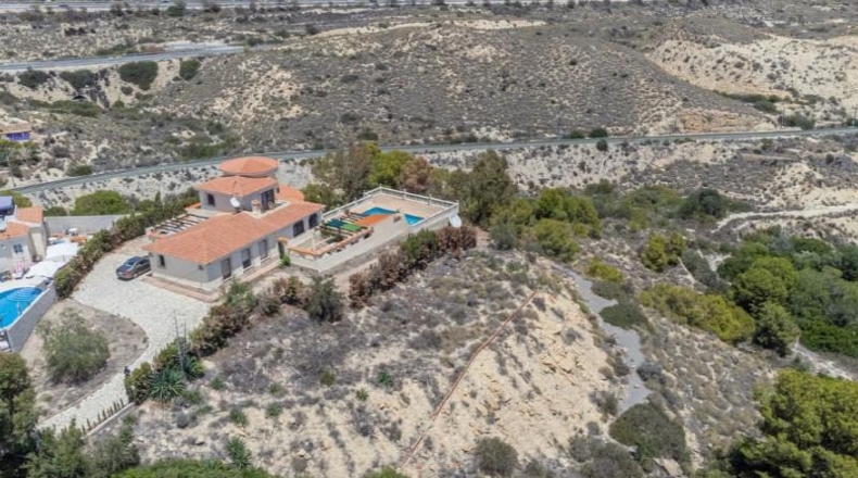 Alicante - Campello - 1220m2