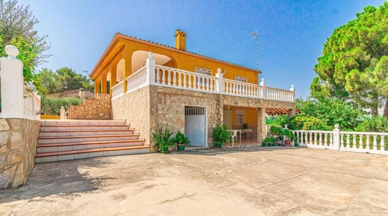 Валенсия - Alberique - 2121m2