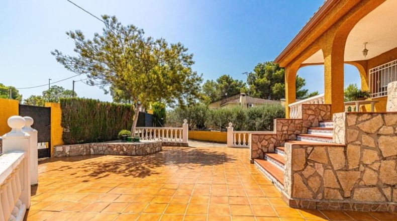 Валенсия - Alberique - 2121m2