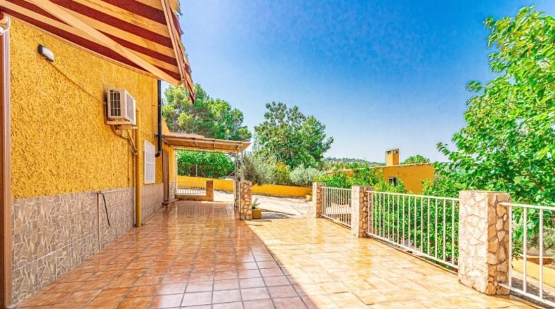 Валенсия - Alberique - 2121m2