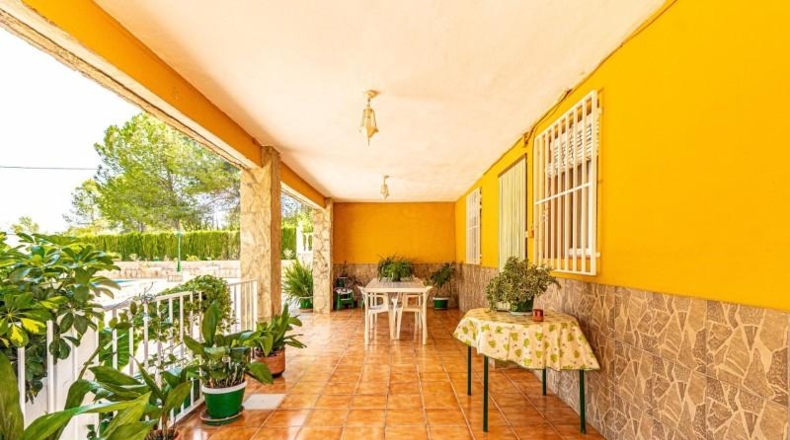 Валенсия - Alberique - 2121m2