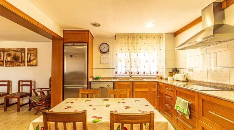 Валенсия - Alberique - 2121m2