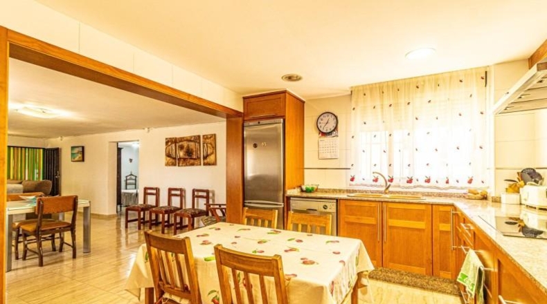 Валенсия - Alberique - 2121m2