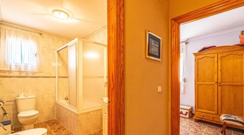 Валенсия - Alberique - 2121m2