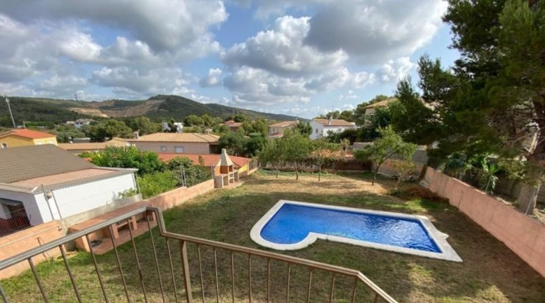 Tarragona - el Vendrell - 755m2