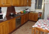 Дом с участком на продажу в городе Elda Фото