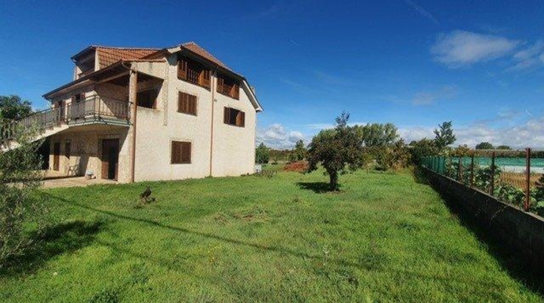 León - Ponferrada - 1000m2