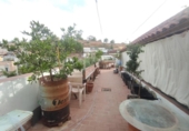 Дом с участком на продажу в городе Alcalá de Guadaíra Фото