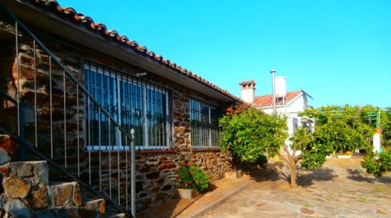 Cáceres - Plasencia - 44000m2