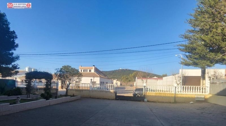 Ciudad Real - Puerto Lápice - 1157m2