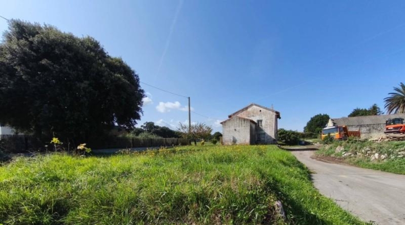 Cantabria - Santa Cruz de Bezana - 1208m2