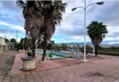 Chalet independiente con terreno en venta en la España, Carracedelo, ref: TR286190 foto