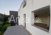 Отдельно стоящий дом с участком на продажу в городе Arenys de Mar Фото