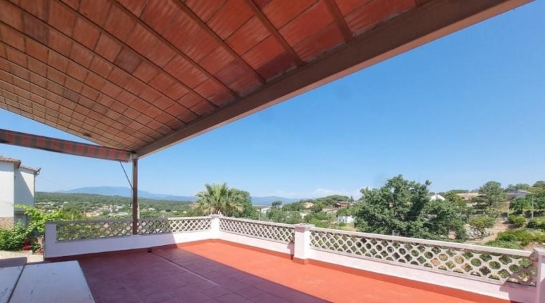 Gerona - Maçanet de la Selva - 897m2