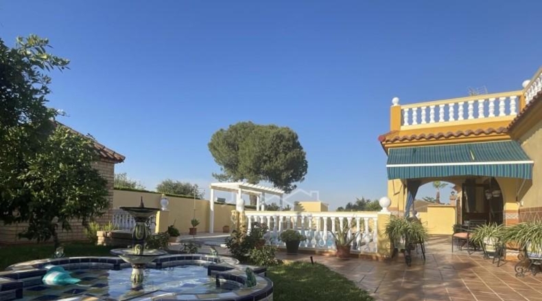 Sevilla - Alcalá de Guadaíra - 810m2