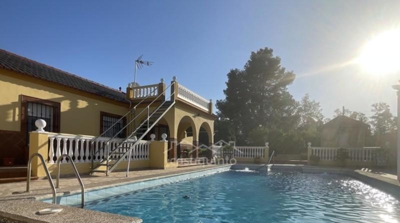 Sevilla - Alcalá de Guadaíra - 810m2