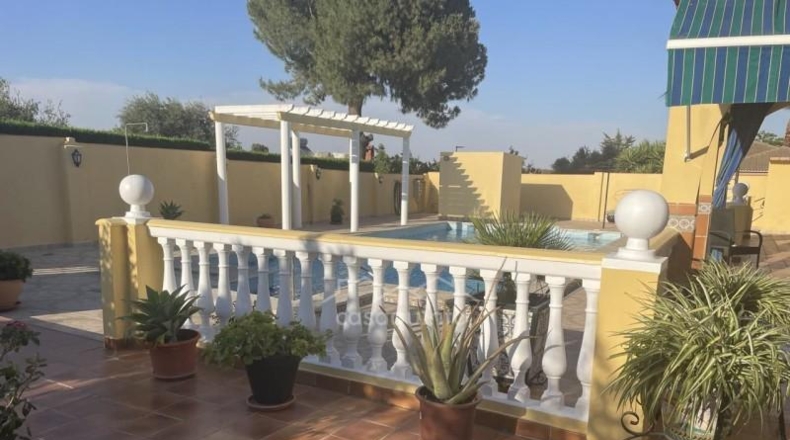 Sevilla - Alcalá de Guadaíra - 810m2