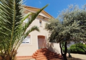 Chalet independiente con terreno en venta en la España, Cáceres, ref: TR163601 foto