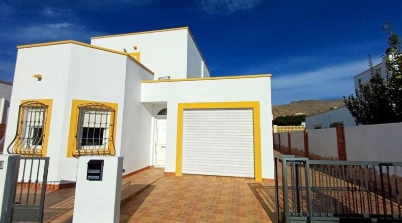Almería - Níjar - 300m2